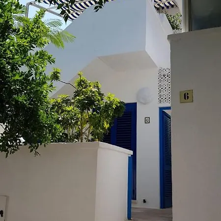 Feriehus Tra Mare E Pineta, Specchiulla! Otranto